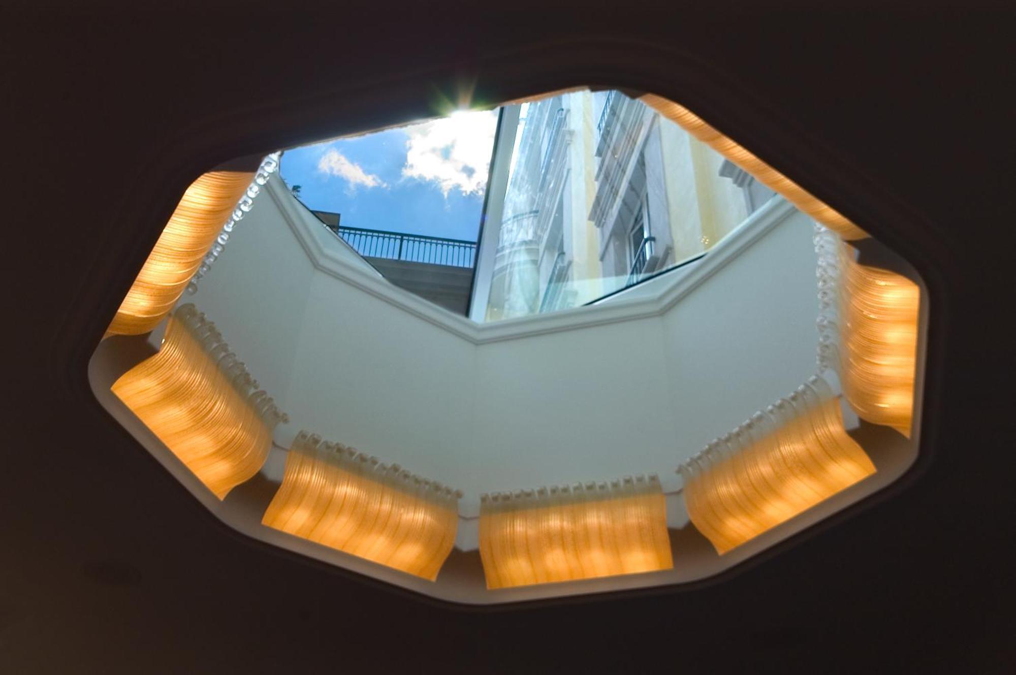 Hotel Manzoni Milano Esterno foto