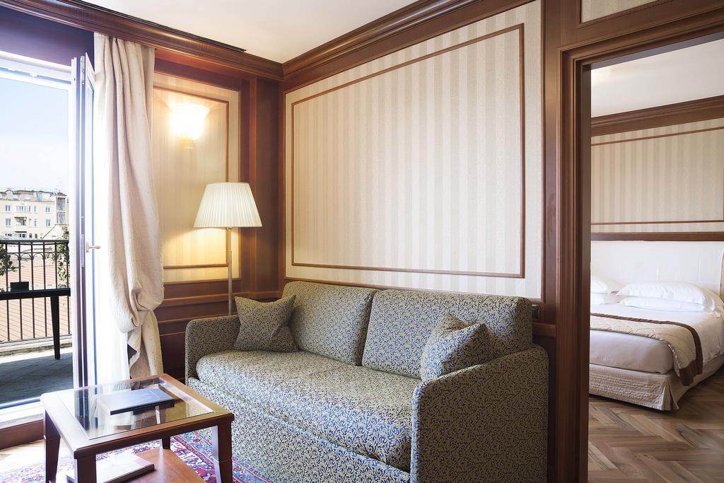 Hotel Manzoni Milano Esterno foto